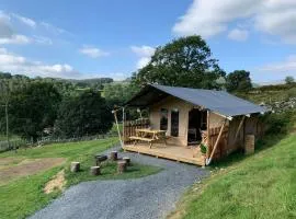 Safari Tent with Hot Tub in heart of Snowdonia