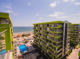 Cermar Apartment- Spa n Pool beach resort- parking, resort ở Mamaia