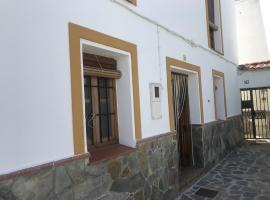 Viesnīca CASA PETRA : Bonita casa rural en Yunquera pilsētā Yunquera