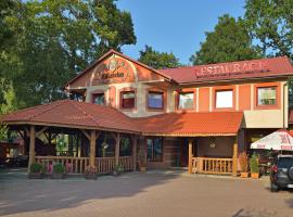 Restauracja Zajazd Kasztelan, hotel v destinaci Krosno