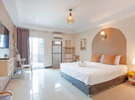 Cozzi by Grand Airport Resort, vandrerhjem i Lat Krabang