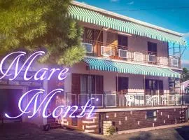 Apartments and Rooms Mare-Monti