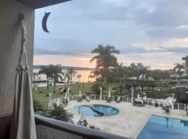 Life Resort energizante com vista encantadora do lago