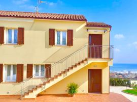 Casa Vacanze con Vista Mare e Giardino - Amanecer, hôtel à Marzocca di Senigallia