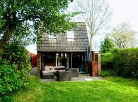 Oude-Tonge holiday house near fishing waters