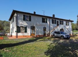Le Frasche di Marido holiday apartments, hotel v destinaci Alberese