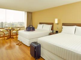 Hotel Estelar Miraflores, hotel v destinaci Lima