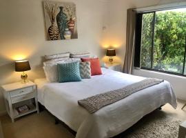 Hotel Style Monterey Guest Studio near Hospitals, Beach and Airport, hotel in Sydney