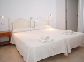 Hostal Paris Ciutadella, B&B in Ciutadella