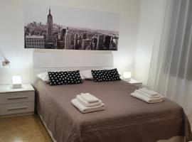 12 minuti da Venezia appartamento con parcheggio, khách sạn ở Marghera