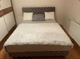 Luna Apartment