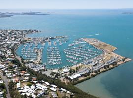 Manly Marina Cove Motel, hotel near Manly Harbour Village, Brisbane