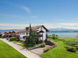 Weinberghof, guest house in Hagnau