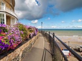 Beach House, hotel u gradu Kormer