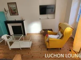 **** Luchon Lounge 1 ****