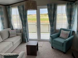 Mulberry Prestige Holiday Home, self catering accommodation in Skegness