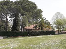 Villa Del Rubbio，羅馬歐吉塔高爾夫俱樂部（Golf Club Olgiata）附近的飯店