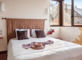 L'HÔTEL de CHARTRES, hotel v destinaci Chartres