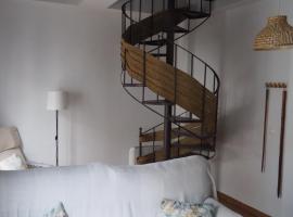 Sendero de la Subbetica - Apartamentos Turisticos en Zuheros - Holiday Home, hotel in Zuheros