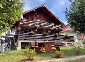 Stunning 4-Bed Chalet in Bran with Superb Panorama, hotel in Sohodol