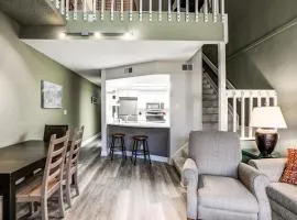 Mountainside Trailview Condo: Cozy Frisco Retreat