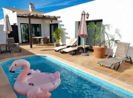 Beautiful spacious villa with private heated pool in Lajares