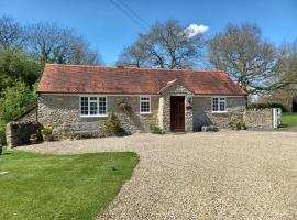 Magpie Cottage, holiday home in South Brewham