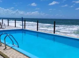 Casa em condomínio, beira mar e piscina Barra de São Miguel - Maceió- AL