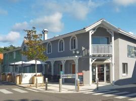 Hôtel L'Auberge Canaulaise, hotel v mestu Lacanau-Océan