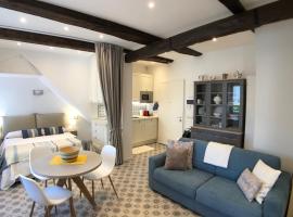 Suite 5 stelle nel Borgo di Celle Ligure, hotel a Celle Ligure