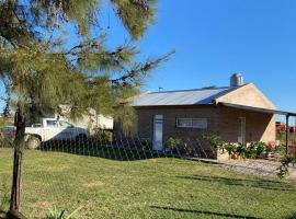 El Pino, villa in Trenque Lauquen