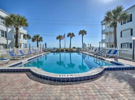 Oceanside Ormond Beach Condo, Steps to Shore!, hotel with parking in Ormond Beach