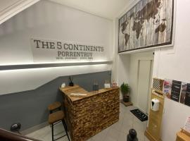 The 5 Continents - All 3 floors by Stay Swiss, hotel en Porrentruy
