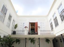 Nava Suites, hotell i La Laguna