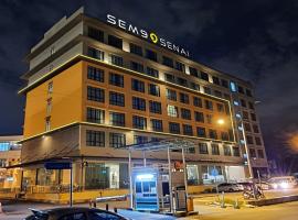SEM9 Senai "Formerly Known As Perth Hotel", hotel near Senai International Airport - JHB, 
