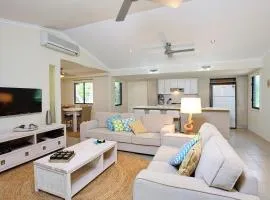 6 Orania Court Rainbow Shores