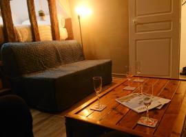 Nuits au Grenier de Chartres, hotell i Chartres