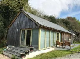 Oak Lodge