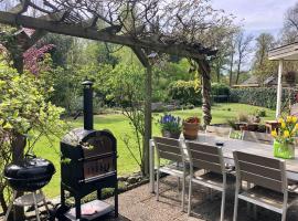 Woning tussen bos en water, hotel a Dalfsen