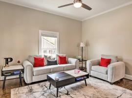 Ideally Located Penne Place with Deck and Grill, hotell i Greenville