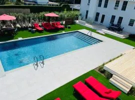 Seven Resort Style Inn near Beach