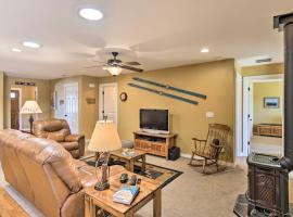 Bozeman Condo with Grill about 2 Mi to Hot Springs!, pet-friendly hotel in Bozeman