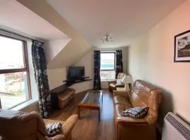 Scalloway, Waterside 2-bed, 2-ensuite apartment, great views