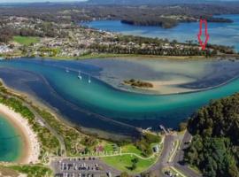 The Boathouse a 3 Bedroom House, hotell i Narooma