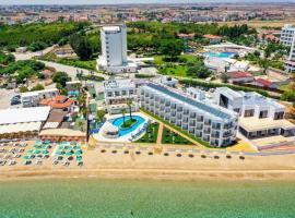 MIMOZA Beachfront Hotel & Restaurant, hotel in Famagusta