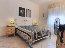 Appartamento Claudi a San Vincenzo, lodging in San Vincenzo