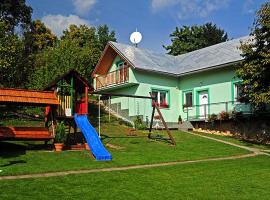 Chalupa u Miškov, vacation home in Kalameny