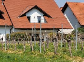 Ferienhaus Vongerichten, rumah percutian di Oberhausen