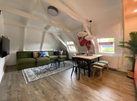 Casa Coral - a hidden gem for families, apartamento em Groningen