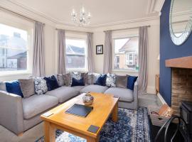 Patrick's Pool- 4 Bedroom,4 Bathroom, Most Central Luxury Townhouse!, hotel a York